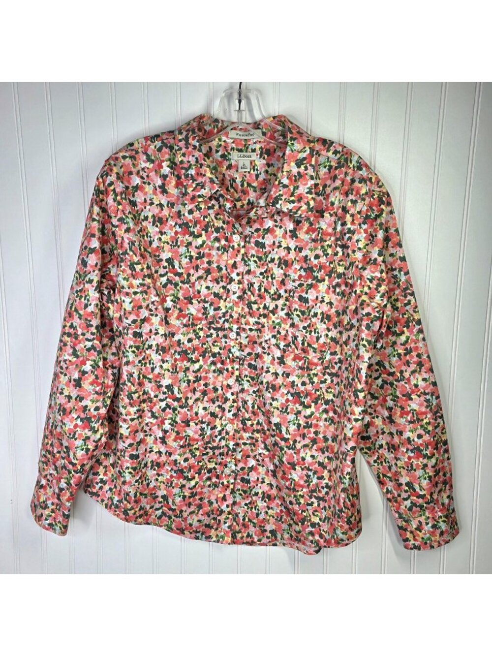 LL Bean Shirt Womens L Petite Pink Floral Cottage Wrinkle Free Button Up Office